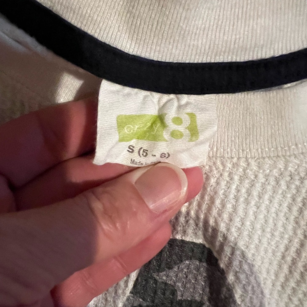 3 Carter’s and crazy 8 boys long sleeve tops size 5-6 - Picture 8 of 8